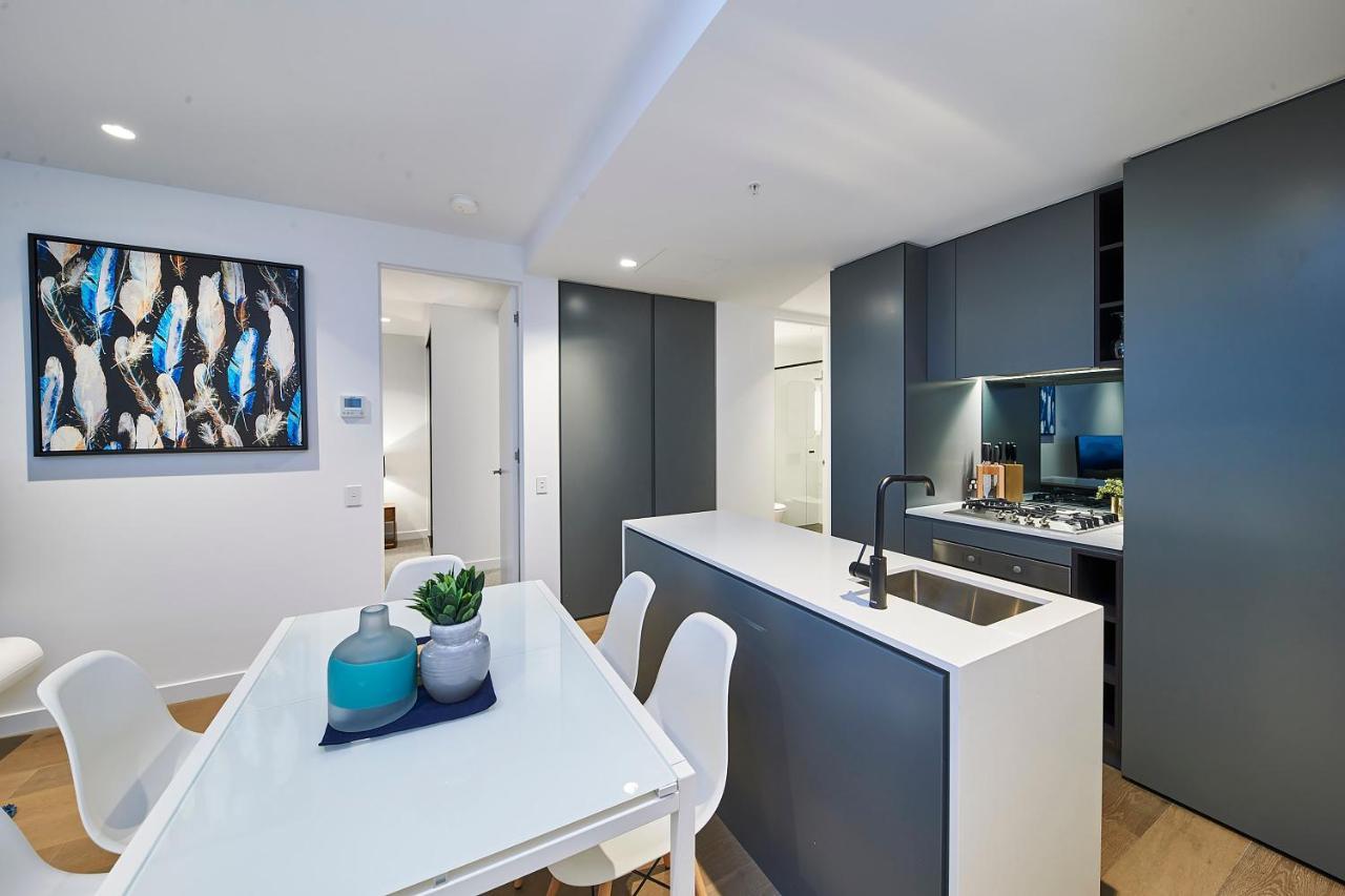 Mega Style Apartments Victoria One Melbourne Buitenkant foto