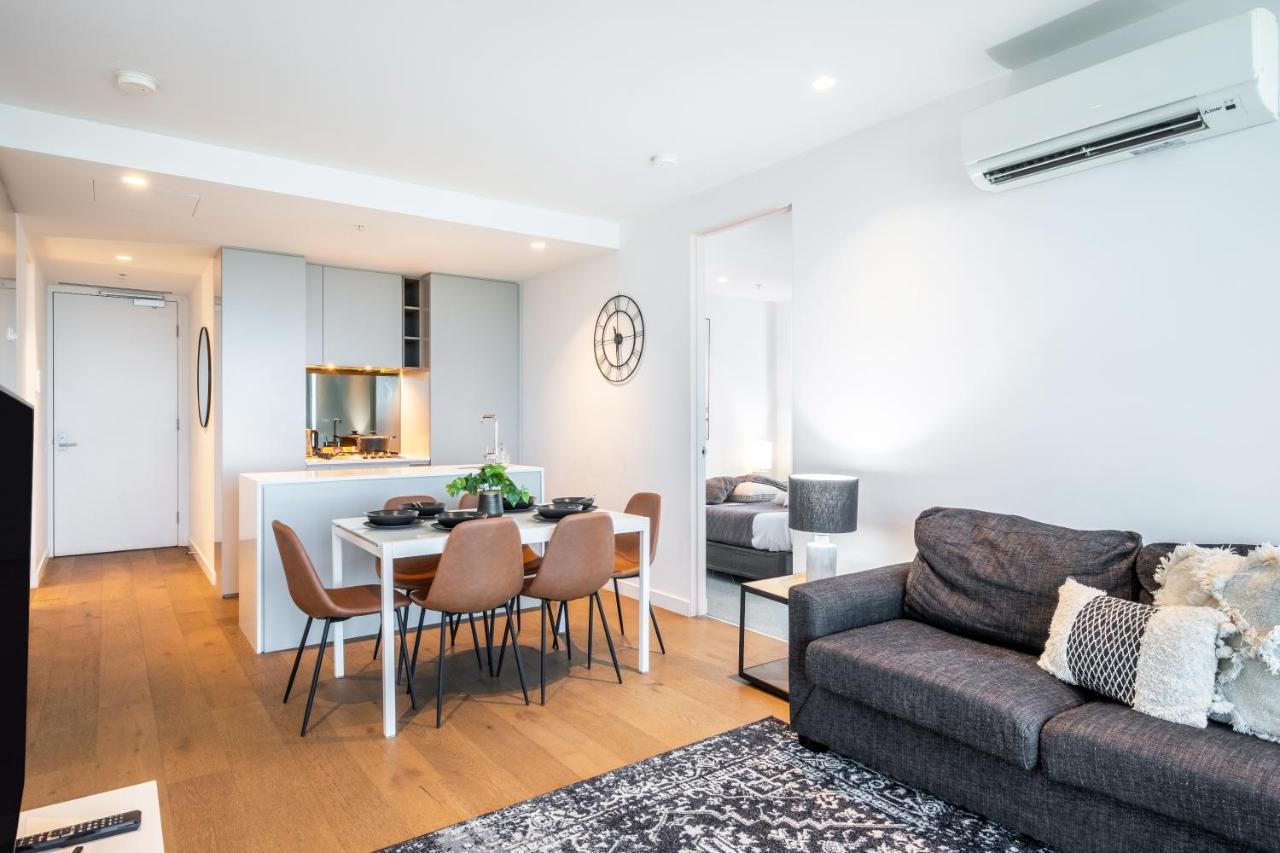 Mega Style Apartments Victoria One Melbourne Buitenkant foto