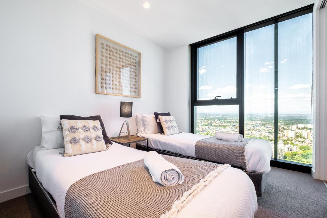 Mega Style Apartments Victoria One Melbourne Buitenkant foto